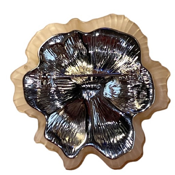 Vintage Monet Large Lucite Flower - Picture 2 of 3